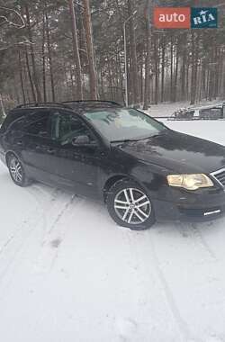 Універсал Volkswagen Passat 2007 в Маневичах