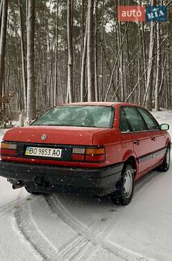 Седан Volkswagen Passat 1991 в Кременце