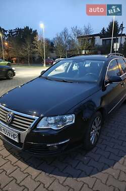 Універсал Volkswagen Passat 2010 в Умані