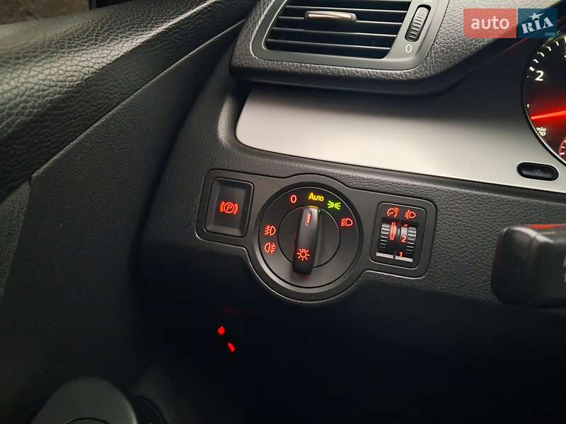 Универсал Volkswagen Passat 2010 в Христиновке