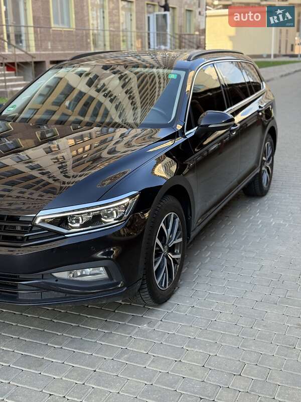 Універсал Volkswagen Passat 2021 в Одесі фото 26 Універсал Volkswagen Passat 2021 в Одесі