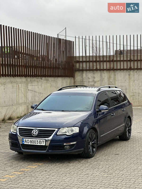 Універсал Volkswagen Passat 2008 в Ужгороді
