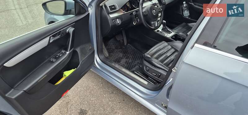Универсал Volkswagen Passat 2012 в Харькове