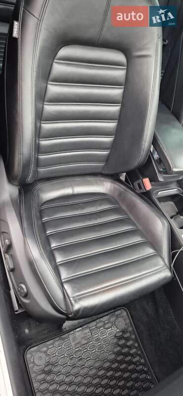 Универсал Volkswagen Passat 2012 в Харькове