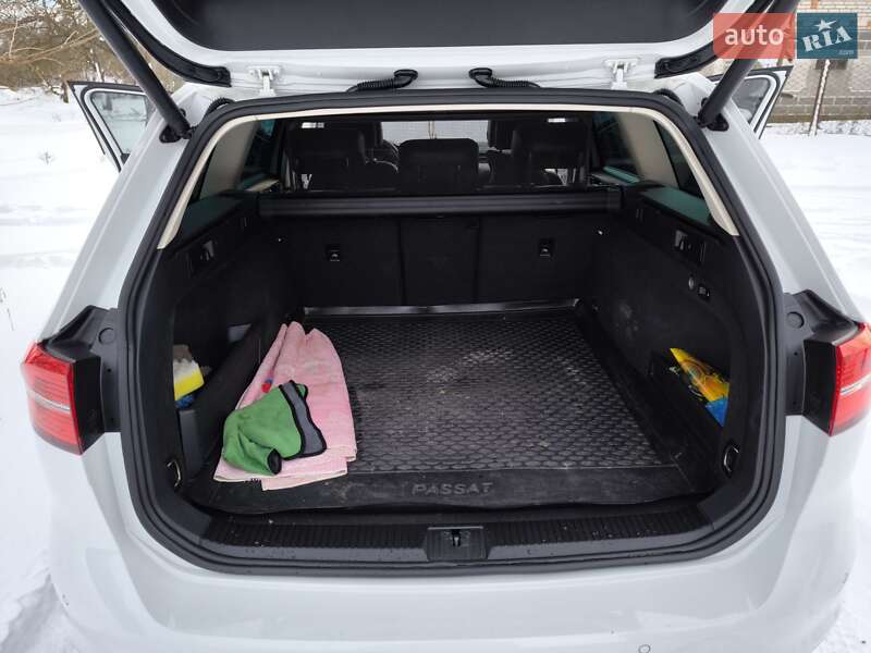 Універсал Volkswagen Passat 2015 в Козятині
