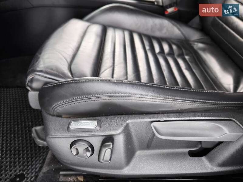 Універсал Volkswagen Passat 2015 в Козятині