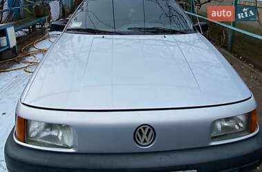Універсал Volkswagen Passat 1992 в Миколаєві