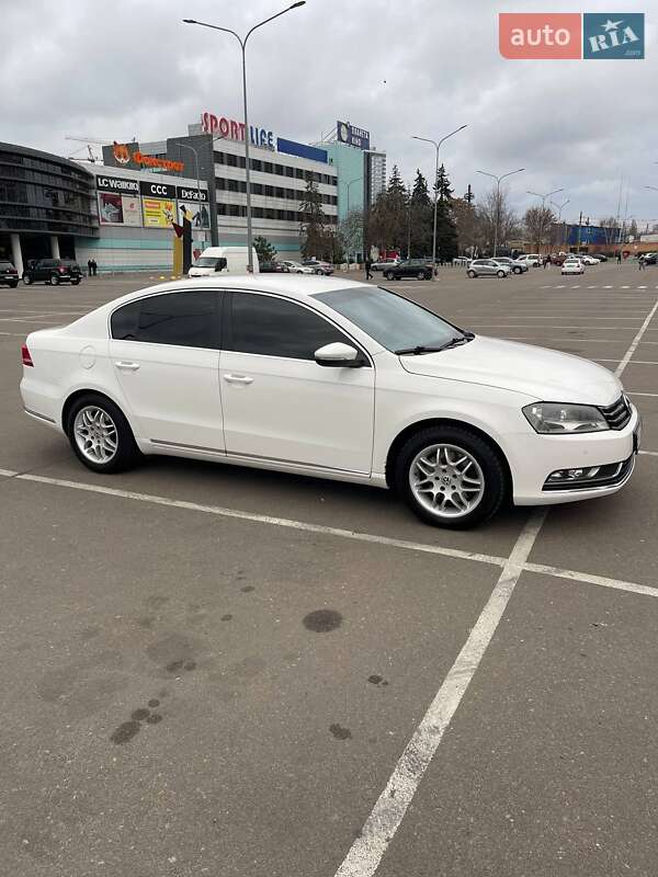Седан Volkswagen Passat 2012 в Одессе фото 2 Седан Volkswagen Passat 2012 в Одессе