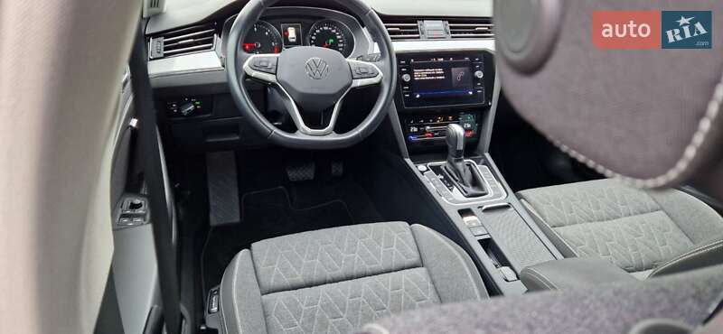 Универсал Volkswagen Passat 2022 в Львове фото 9 Универсал Volkswagen Passat 2022 в Львове