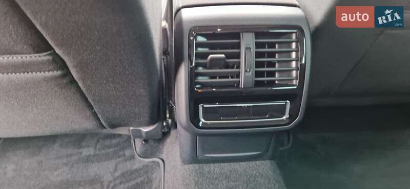 Универсал Volkswagen Passat 2022 в Львове фото 10 Универсал Volkswagen Passat 2022 в Львове