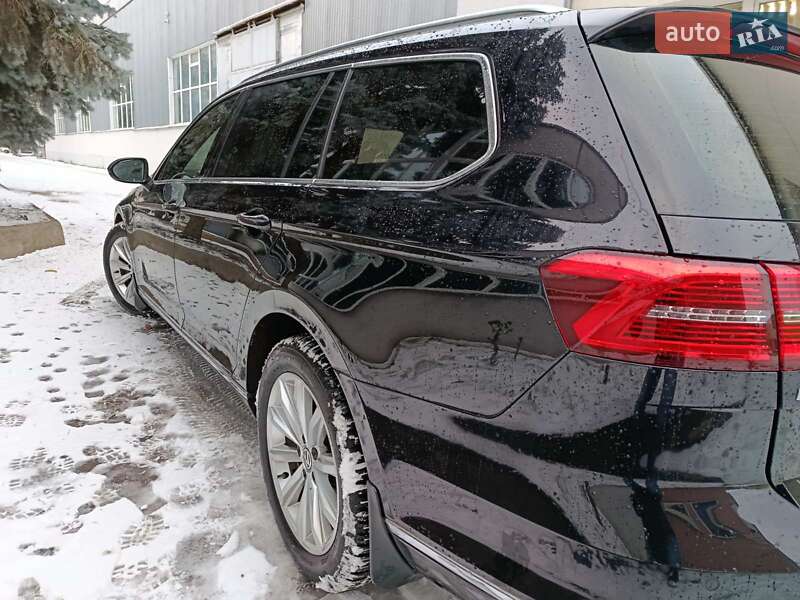 Універсал Volkswagen Passat 2016 в Вінниці