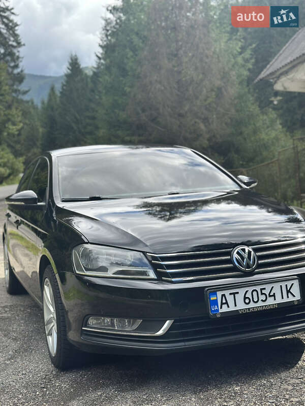 Седан Volkswagen Passat 2011 в Межгорье