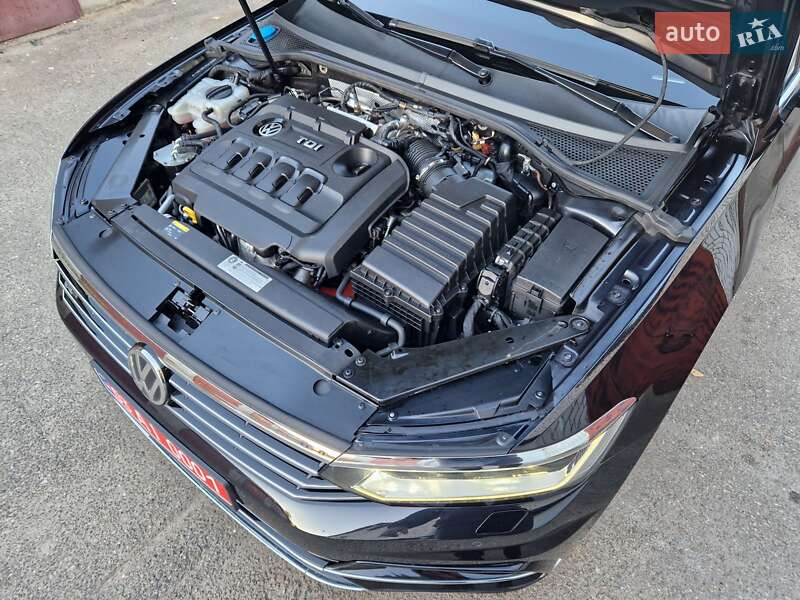 Універсал Volkswagen Passat 2016 в Києві фото 53 Універсал Volkswagen Passat 2016 в Києві