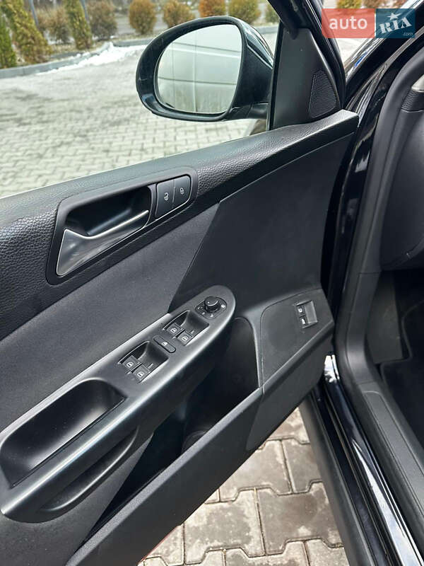 Седан Volkswagen Passat 2009 в Виннице