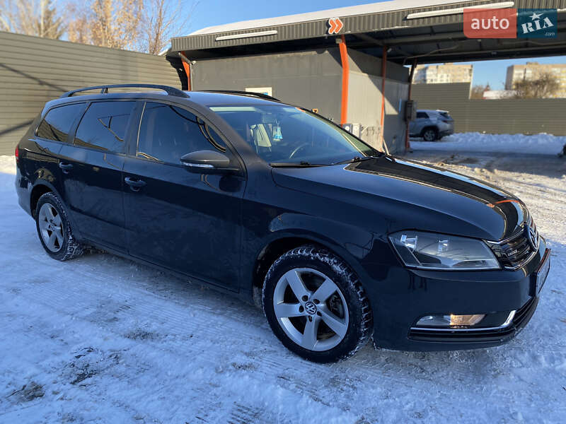Універсал Volkswagen Passat 2013 в Бердичеві