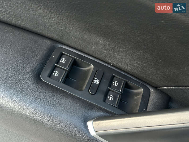 Седан Volkswagen Passat 2018 в Одессе