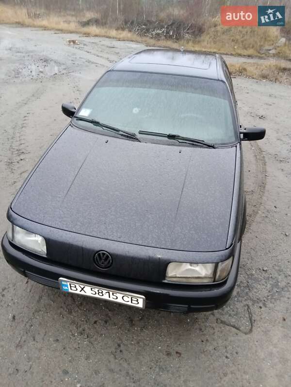 Седан Volkswagen Passat 1991 в Шепетовке