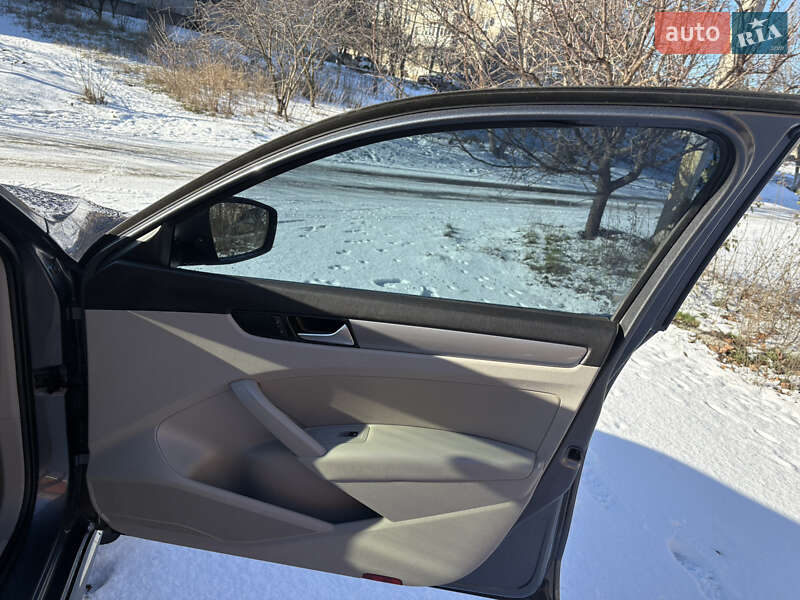 Седан Volkswagen Passat 2015 в Подільську