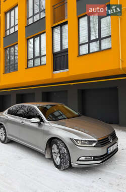 Седан Volkswagen Passat 2016 в Вінниці