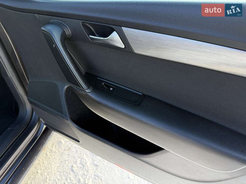 Универсал Volkswagen Passat 2011 в Сумах фото 32 Универсал Volkswagen Passat 2011 в Сумах