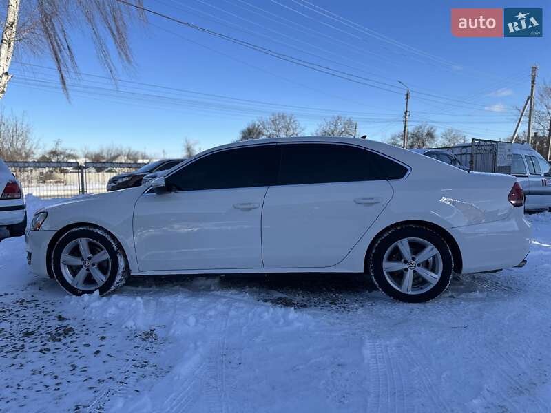 Седан Volkswagen Passat 2012 в Смілі