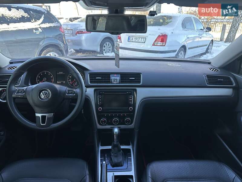 Седан Volkswagen Passat 2012 в Смілі