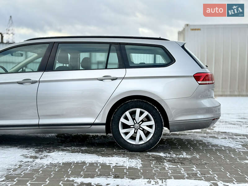Универсал Volkswagen Passat 2016 в Луцке