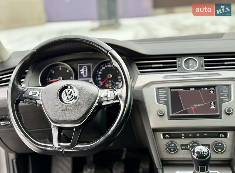 Универсал Volkswagen Passat 2016 в Луцке