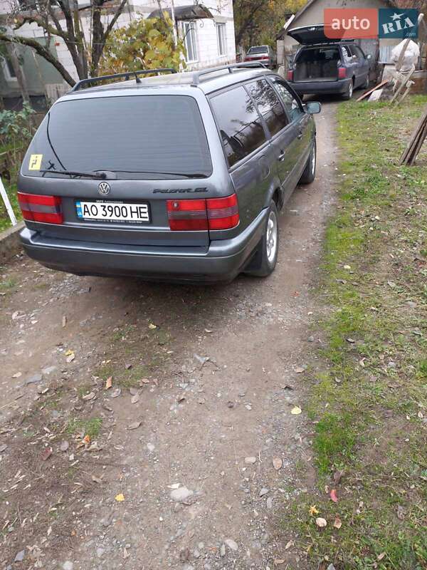 Універсал Volkswagen Passat 1995 в Мукачевому
