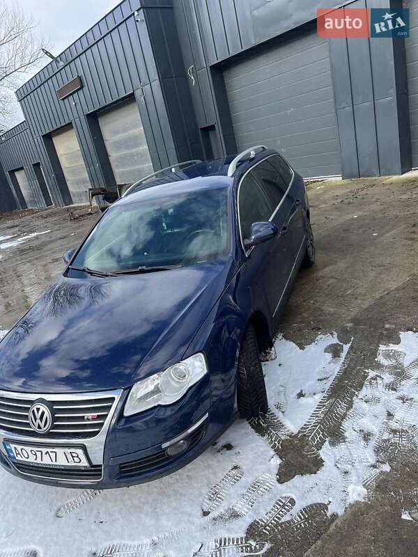 Универсал Volkswagen Passat 2005 в Тячеве