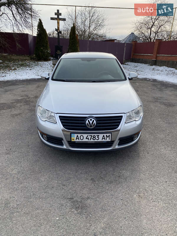 Седан Volkswagen Passat 2008 в Мукачевому