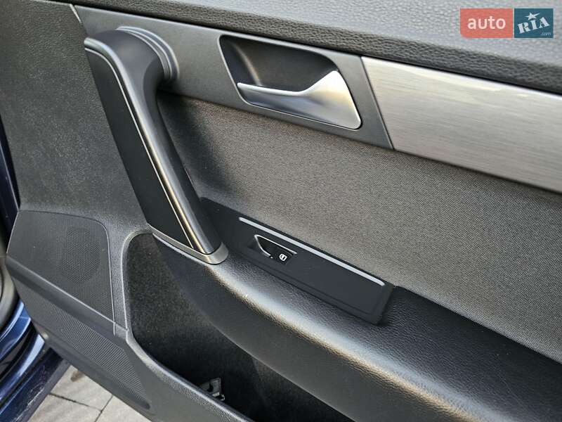 Универсал Volkswagen Passat 2012 в Стрые фото 86 Универсал Volkswagen Passat 2012 в Стрые