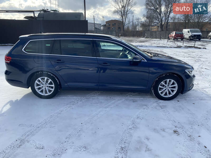 Универсал Volkswagen Passat 2015 в Нововолынске