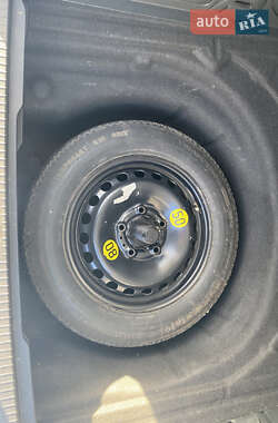 Универсал Volkswagen Passat 2015 в Нововолынске