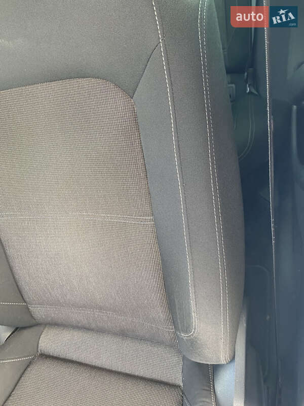 Универсал Volkswagen Passat 2015 в Нововолынске