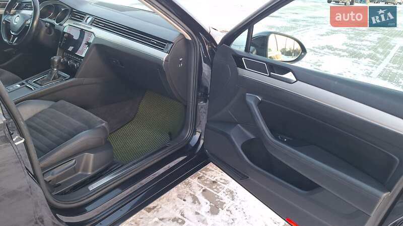 Универсал Volkswagen Passat 2017 в Коломые