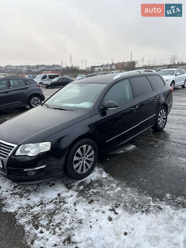 Універсал Volkswagen Passat 2010 в Радивиліві