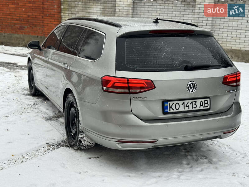 Універсал Volkswagen Passat 2016 в Мукачевому