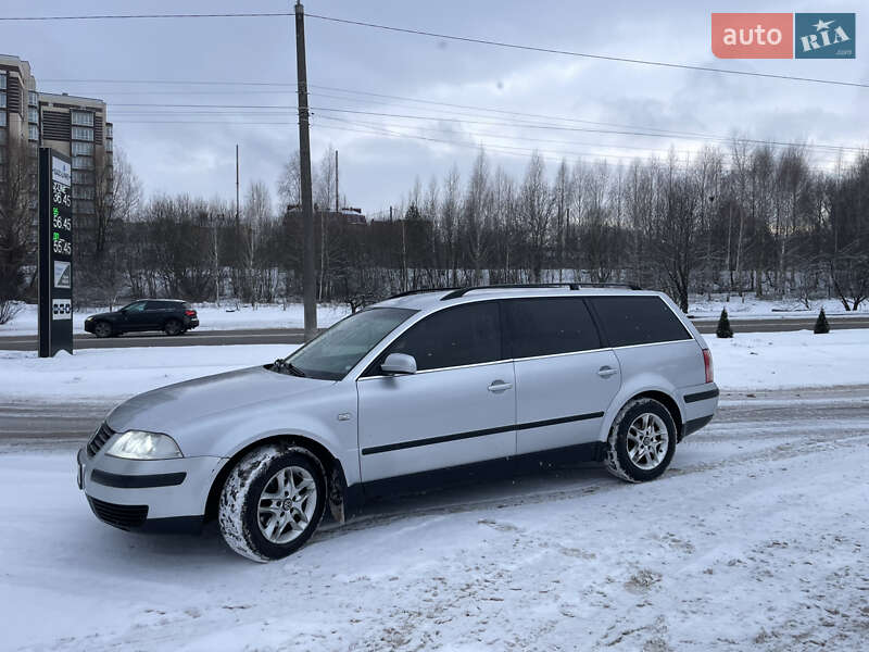 Универсал Volkswagen Passat 2002 в Хмельницком