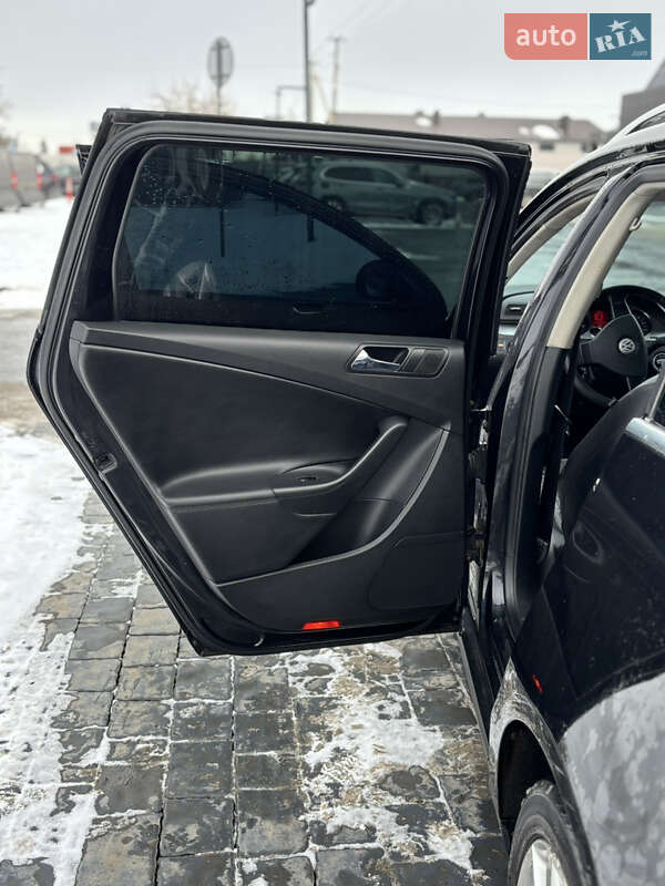 Универсал Volkswagen Passat 2006 в Ивано-Франковске