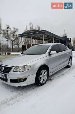 Седан Volkswagen Passat 2008 в Каневе