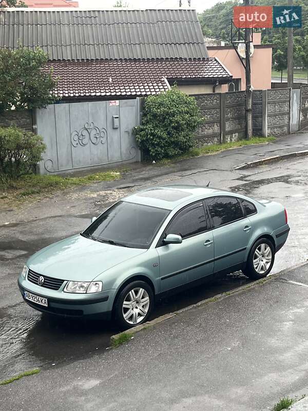 Седан Volkswagen Passat 1997 в Вінниці