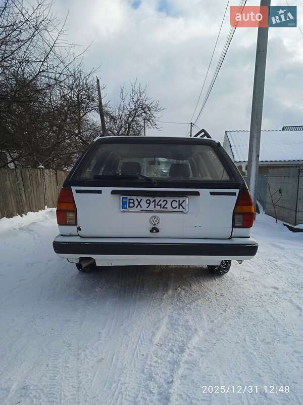 Універсал Volkswagen Passat 1987 в Дунаївцях