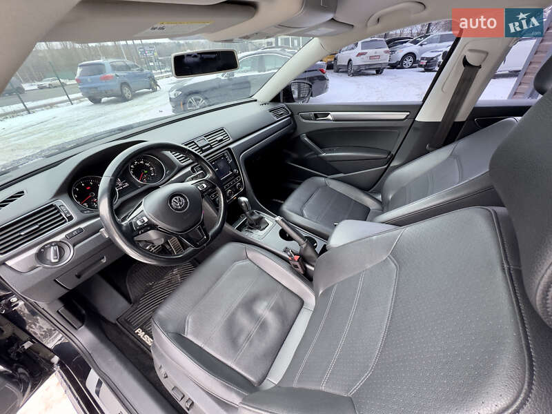 Седан Volkswagen Passat 2017 в Вінниці