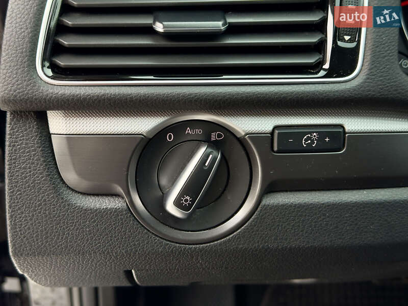 Седан Volkswagen Passat 2017 в Вінниці