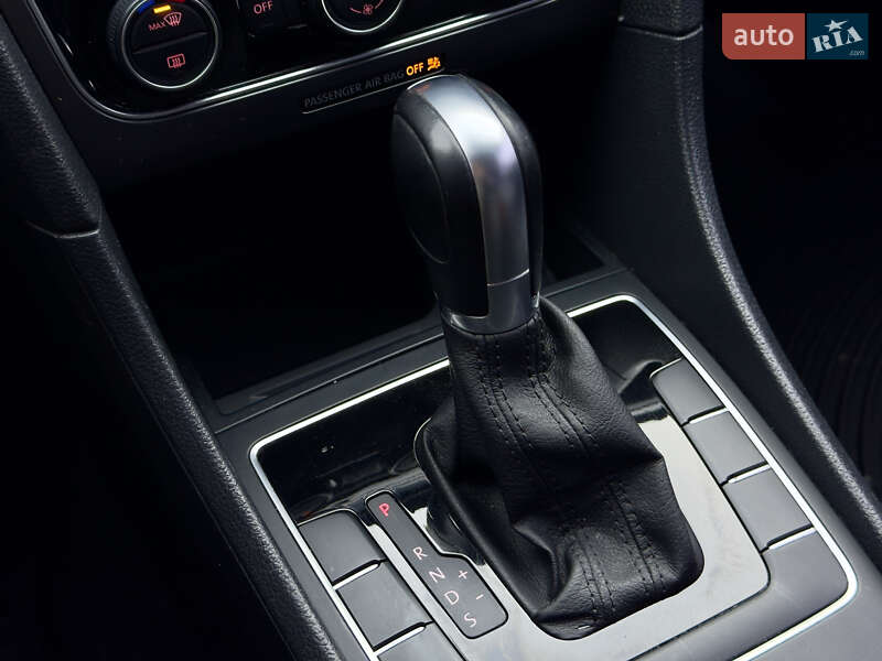 Седан Volkswagen Passat 2017 в Вінниці