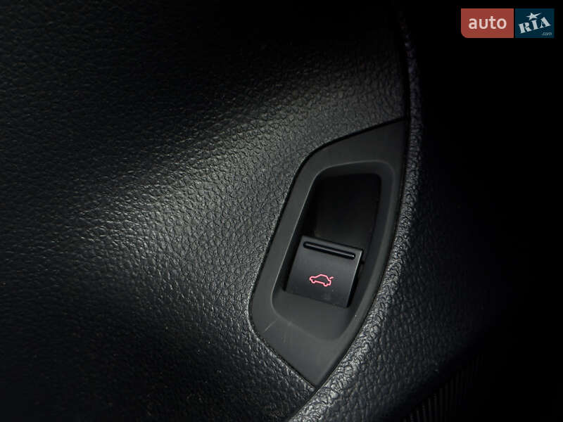 Седан Volkswagen Passat 2017 в Виннице