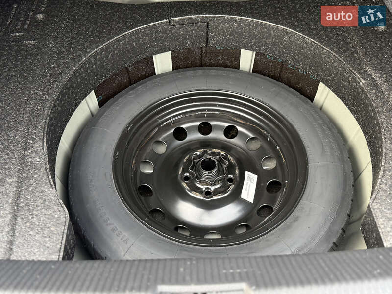 Седан Volkswagen Passat 2013 в Черкасах фото 13 Седан Volkswagen Passat 2013 в Черкасах