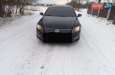 Универсал Volkswagen Passat 2012 в Львове