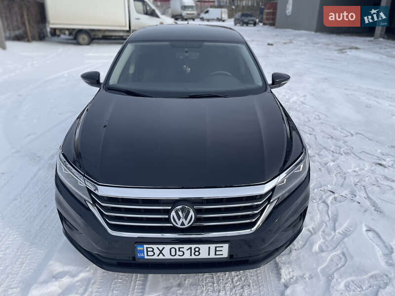 Седан Volkswagen Passat 2020 в Хмельницком